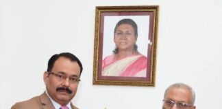 कुलाधिपति से मिले कुमाऊं विवि के कुलपति, शैक्षणिक व शोध गतिविधियों की दी जानकारी.. शोध एवं नवाचार को बढ़ावा देने और शैक्षणिक सुविधाओं के विस्तार पर हुई चर्चा.. रिपोर्ट- (सुनील भारती) “स्टार खबर ” नैनीताल..