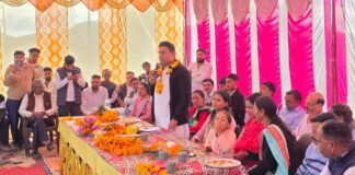 अघरिया गांव को पीएमजीएसवाई-4 से मिलेगी सड़क की सुविधा, स्वीकृति मिली.. वन एवं पर्यावरण की मंजूरी के बाद शुरू होगा मोटर मार्ग का निर्माण… रिपोर्ट- (सुनील भारती) ‘स्टार खबर’ नैनीताल…